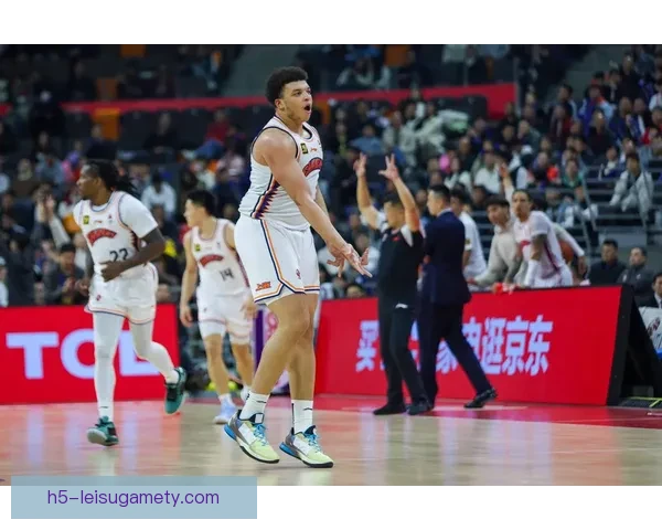 上海击败北控 洛夫顿24+10里勒32分难救主